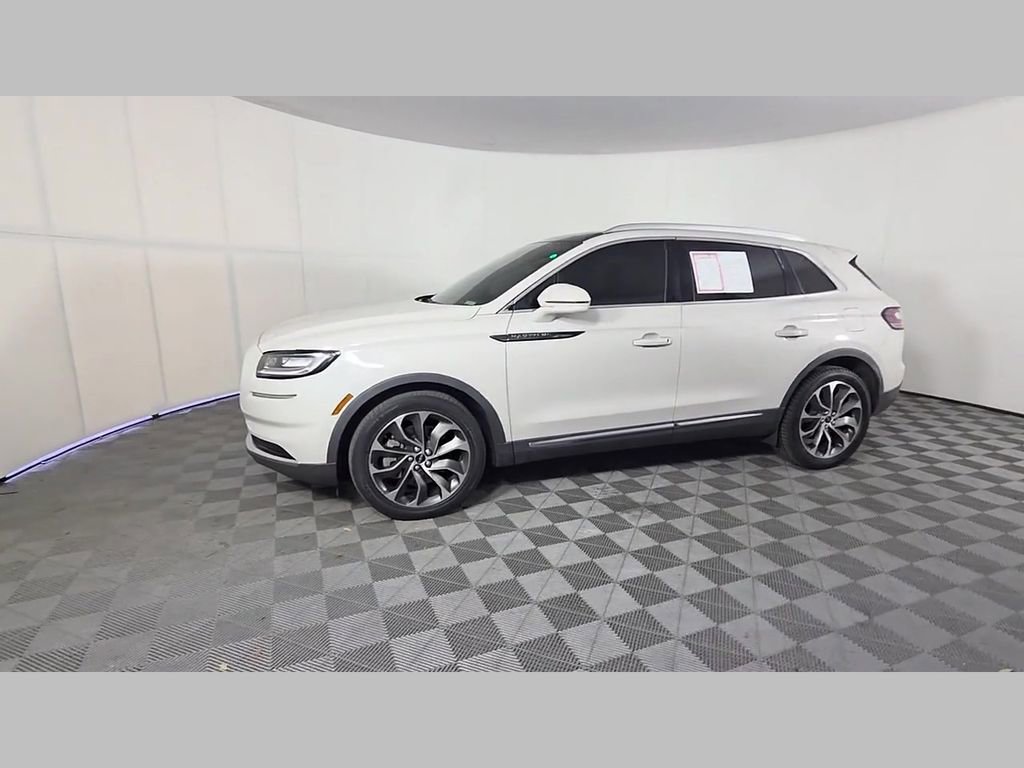 Used 2022 Lincoln Nautilus Reserve w/ Luxury Package image 49