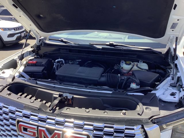 Used 2022 GMC Yukon XL Denali AWD/4WD image 48