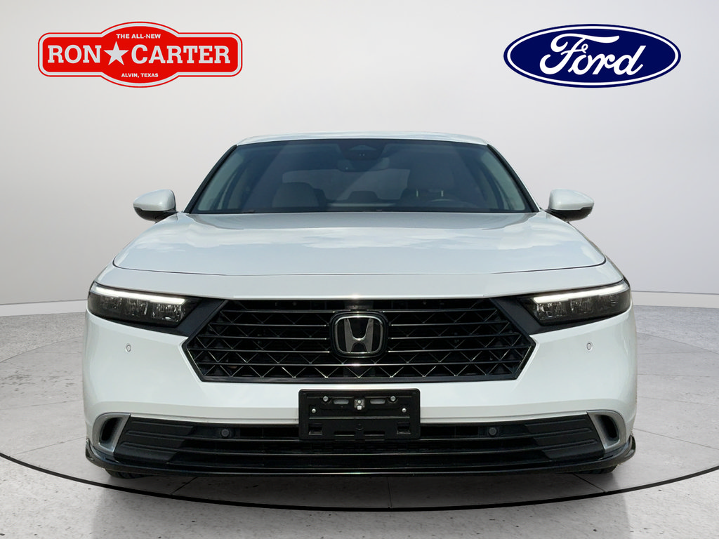 Used 2024 Honda Accord Touring image 2