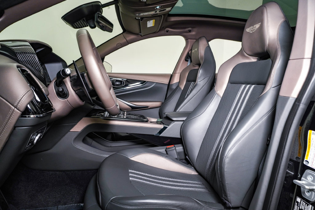 Used 2025 Aston Martin DBX 707 AWD/4WD image 22