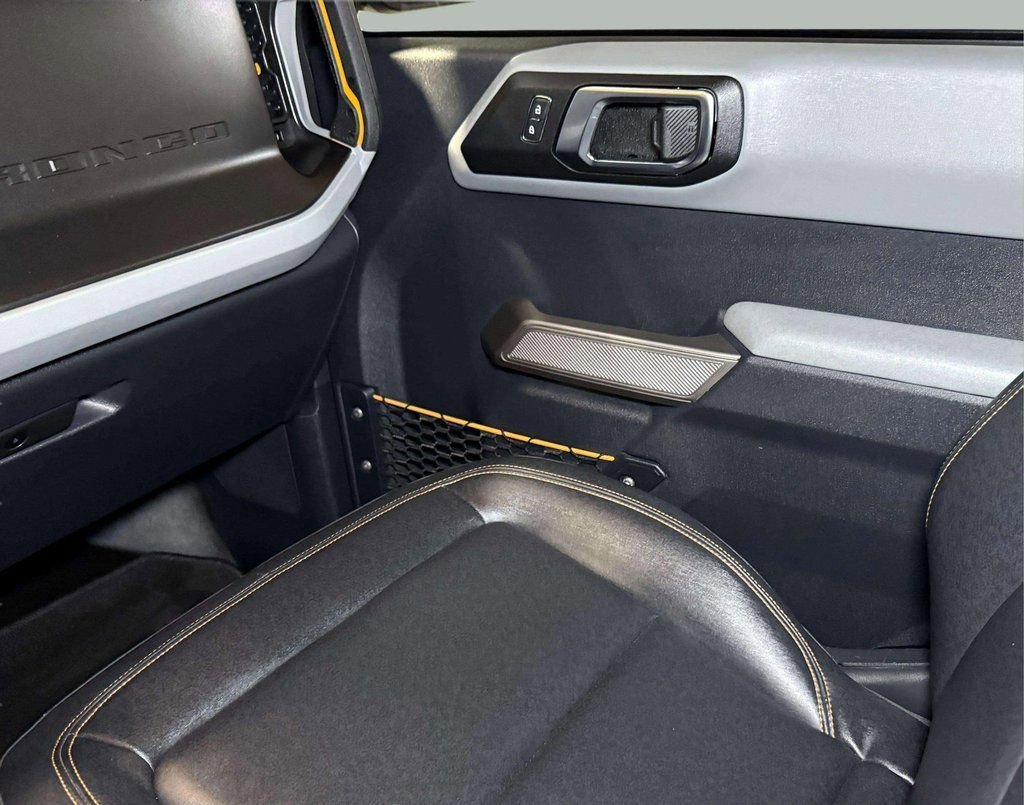 Used 2021 Ford Bronco Badlands w/ Sasquatch Package image 23