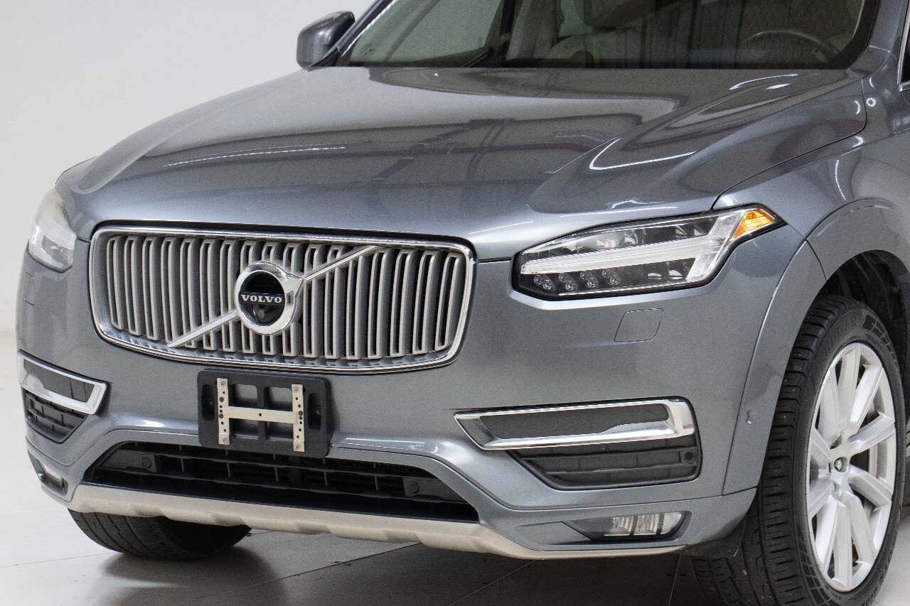 Used 2016 Volvo XC90 T6 Inscription w/ Vision Package AWD/4WD image 10