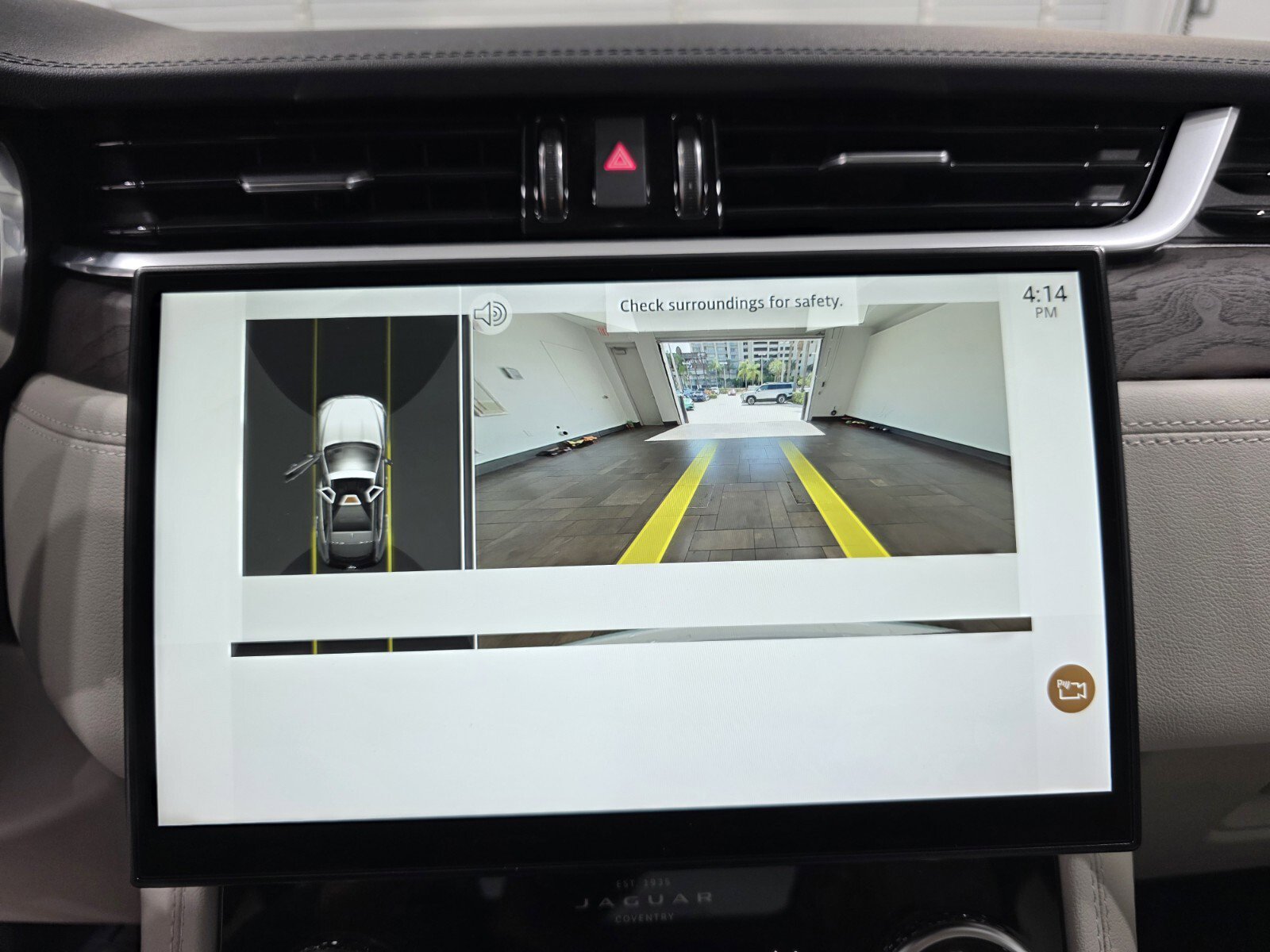 Used 2022 Jaguar F-PACE S AWD/4WD image 16