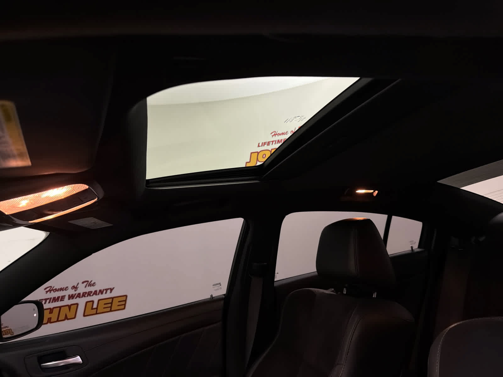 Used 2023 Dodge Charger R/T w/ Plus Group RWD image 15