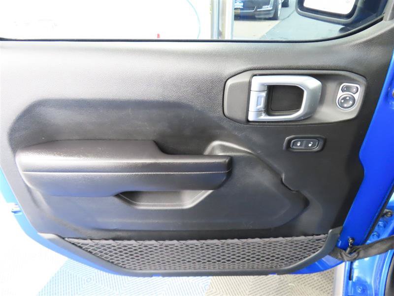 Used 2021 Jeep Gladiator Sport AWD/4WD image 9