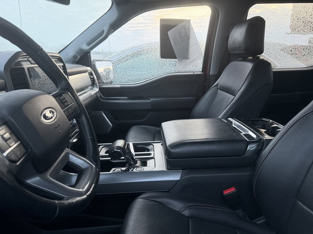 Used 2021 Ford F150 Lariat w/ Equipment Group 502A High image 3