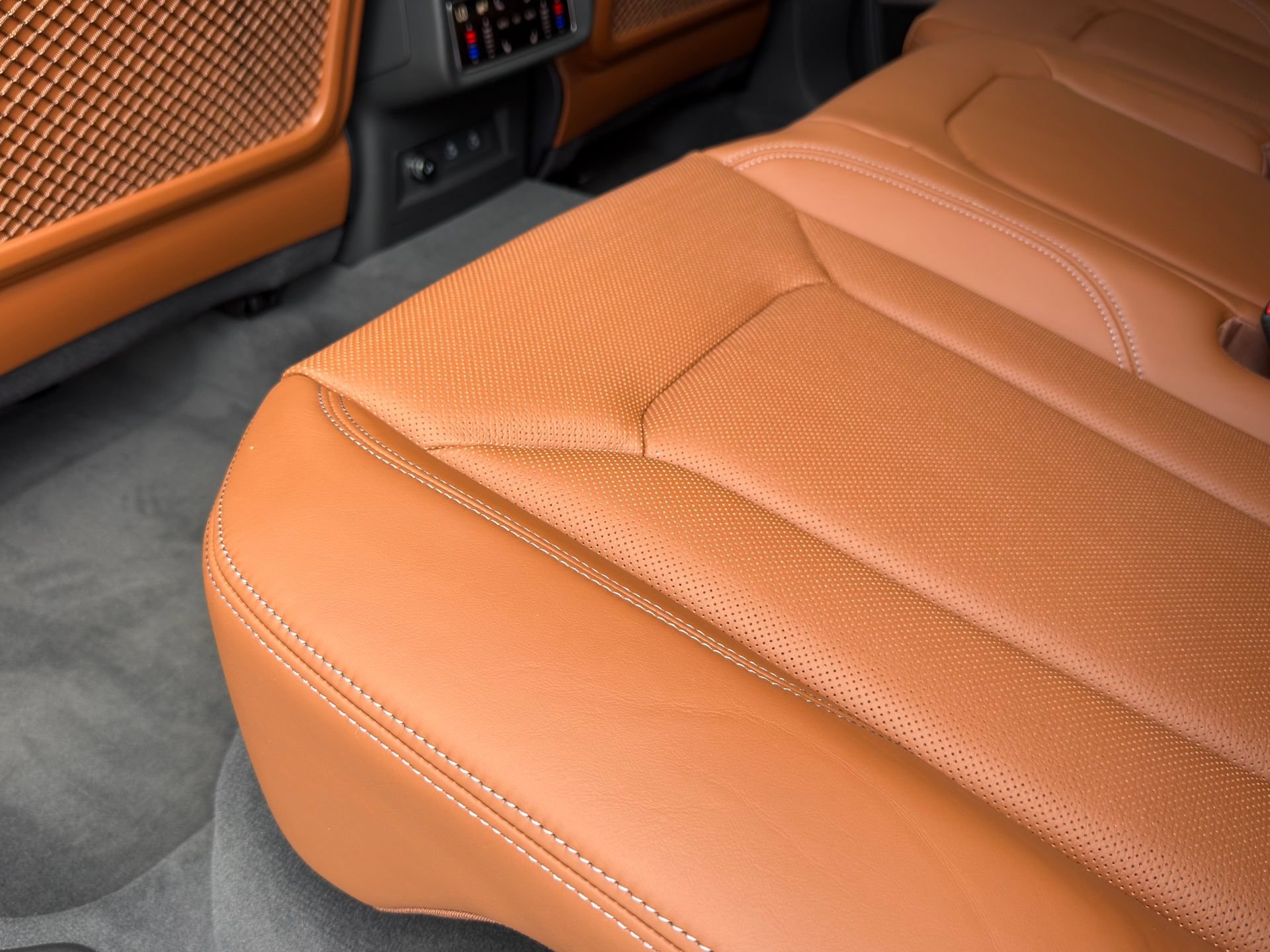 New 2026 Audi Q8 Prestige AWD/4WD image 34