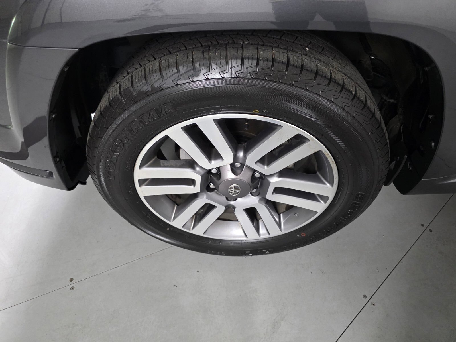 Used 2022 Toyota 4Runner TRD Sport w/ Technology Package RWD image 9