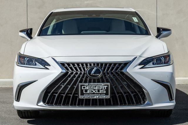 Used 2024 Lexus ES 300h w/ Premium Package FWD image 2