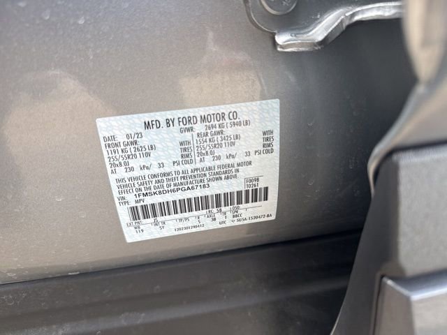 Used 2023 Ford Explorer XLT w/ Equipment Group 202A AWD/4WD image 15