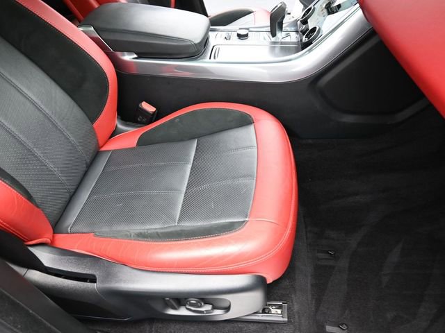 Used 2020 Land Rover Range Rover Sport HST image 27