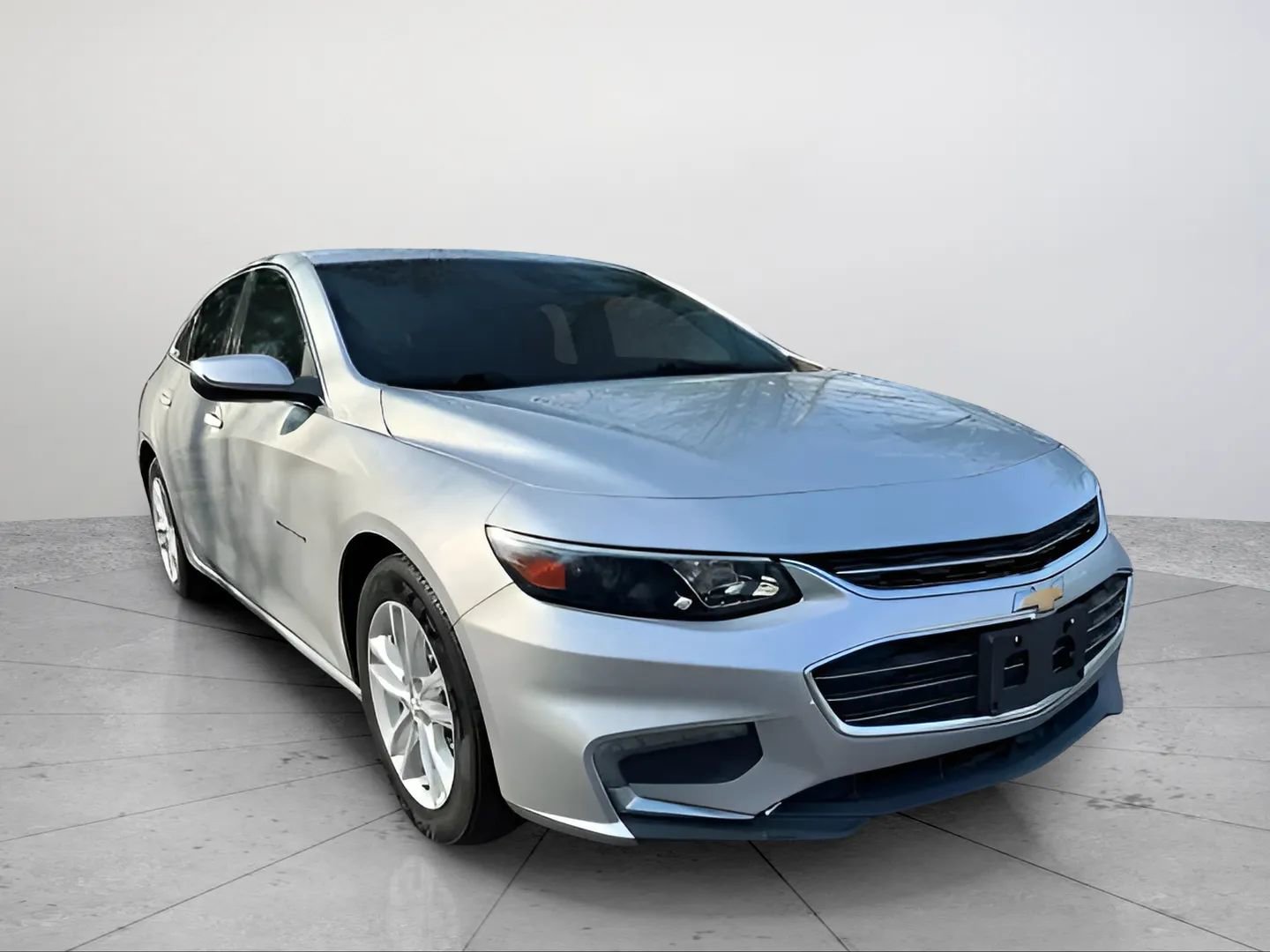 Used 2016 Chevrolet Malibu LT w/ Leather Package FWD image 11