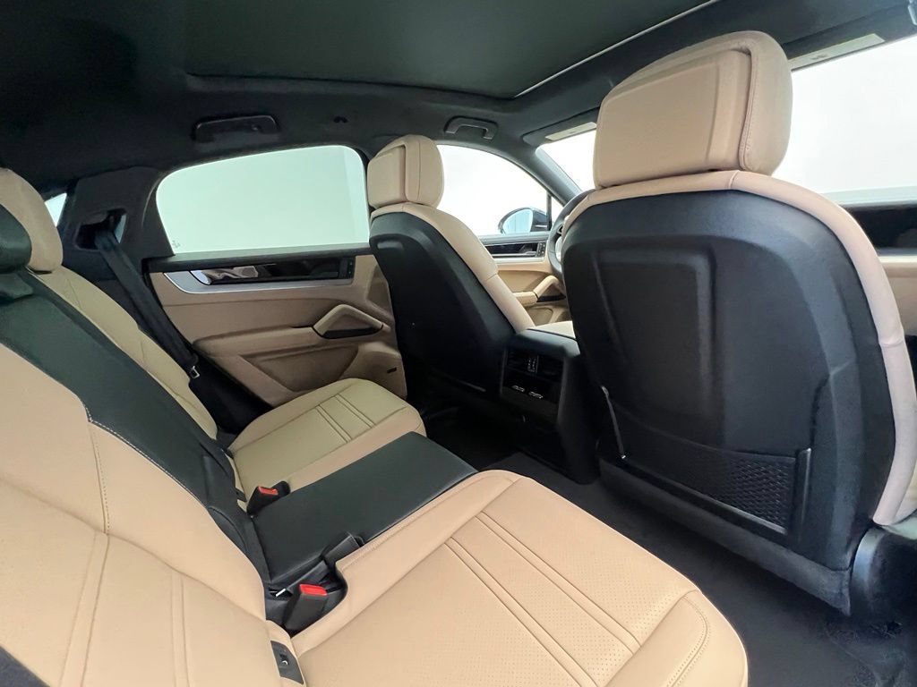New 2026 Porsche Cayenne S AWD/4WD image 26