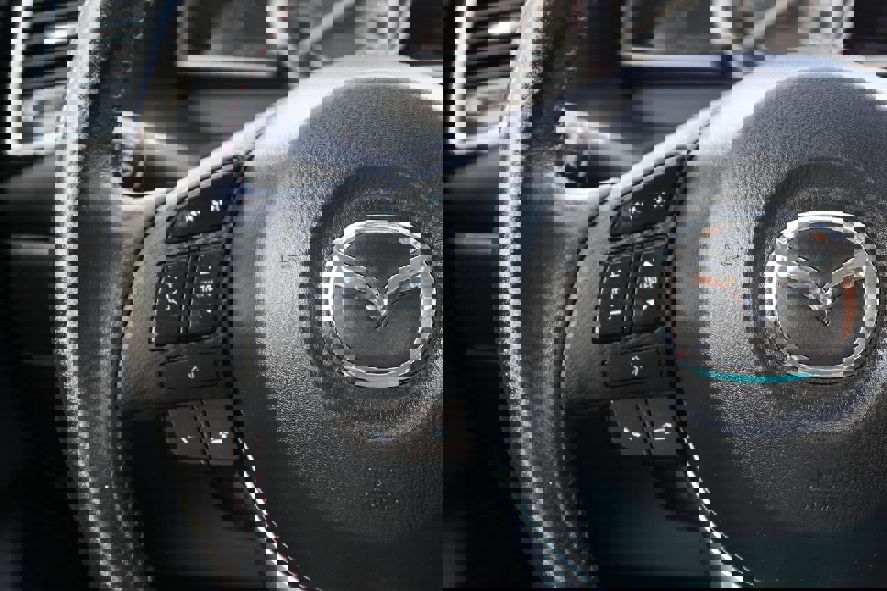 Used 2014 MAZDA MAZDA3 i Grand Touring image 21