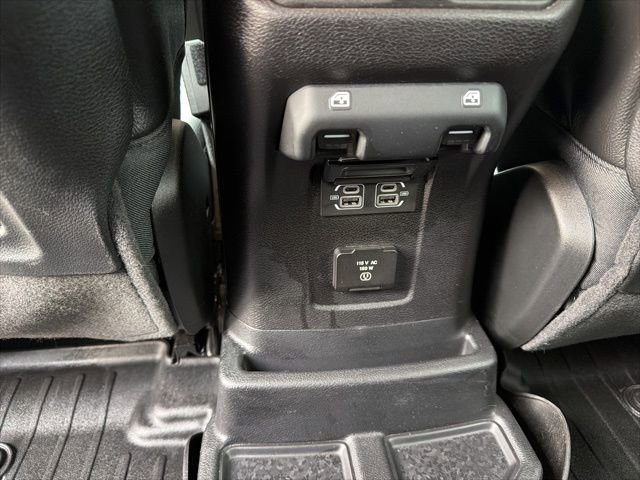 Used 2021 Jeep Wrangler Unlimited Rubicon w/ Trailer Tow Package image 21