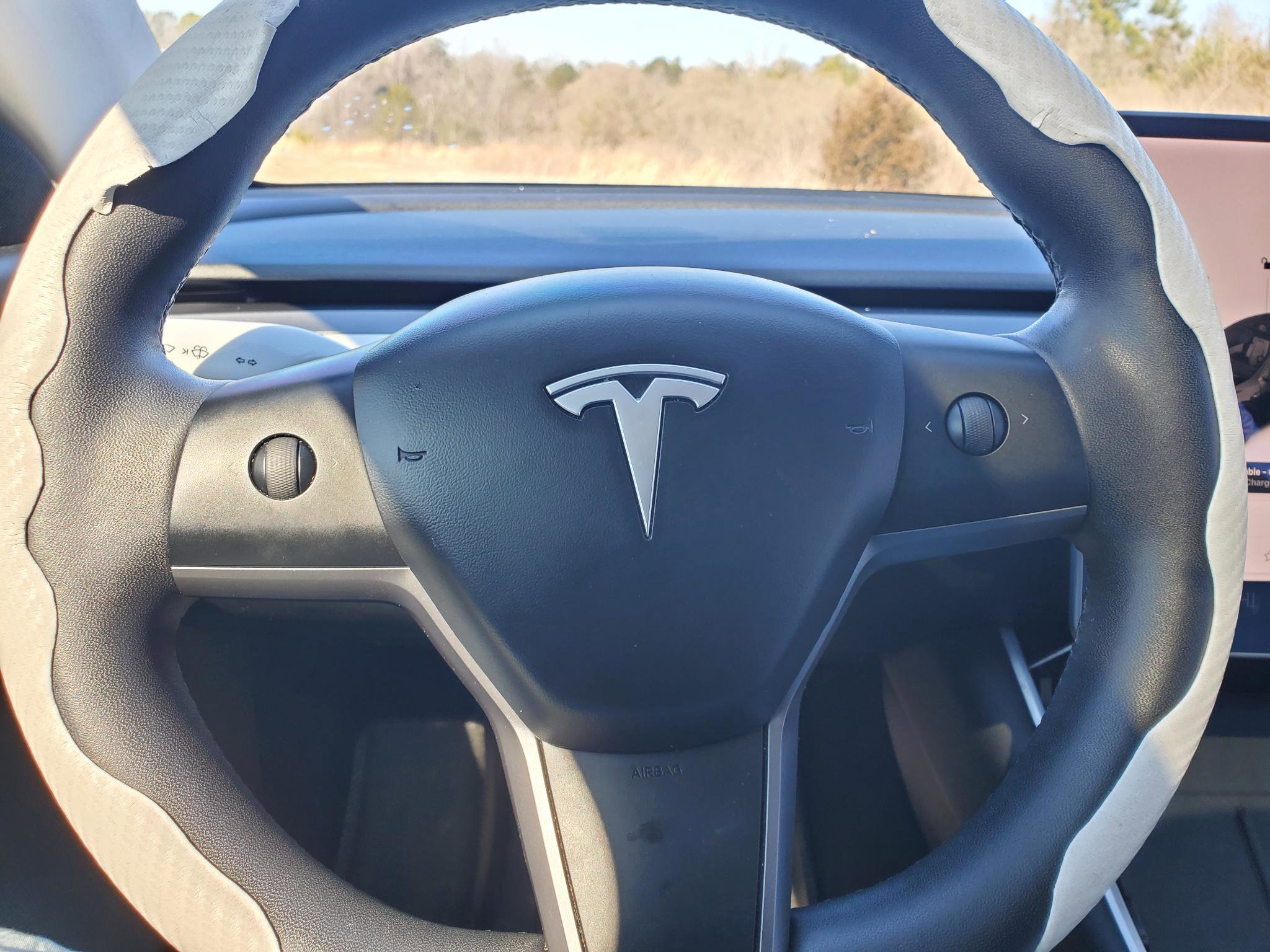 Used 2020 Tesla Model Y Long Range image 19