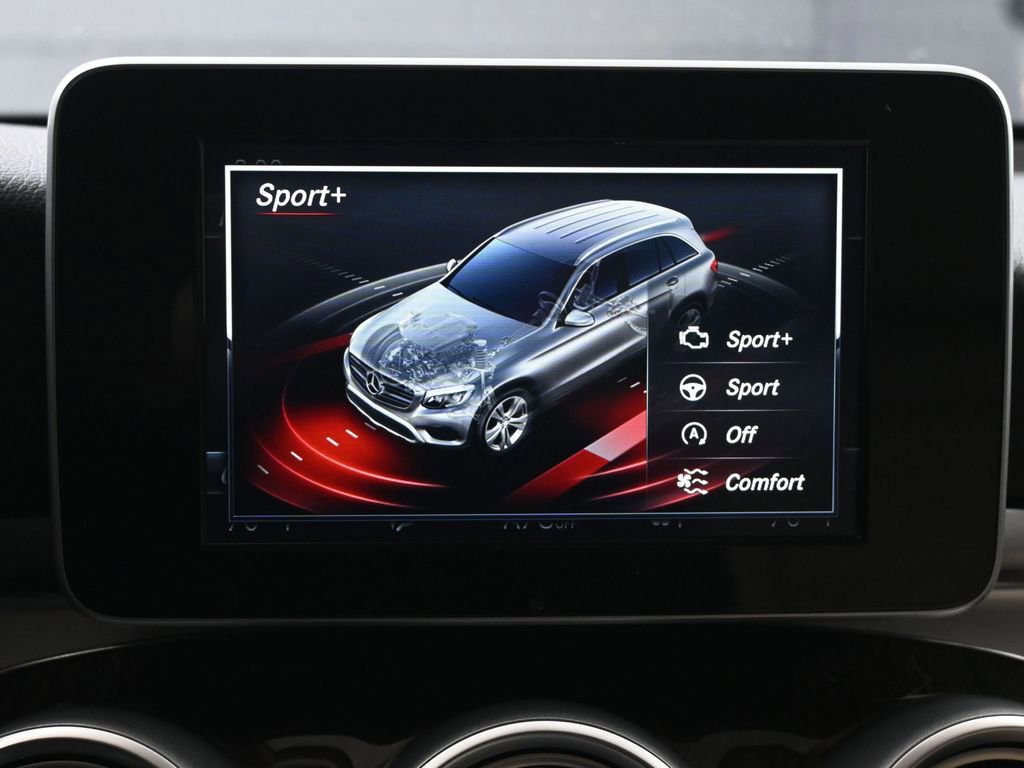 Used 2016 Mercedes-Benz GLC 300 image 29