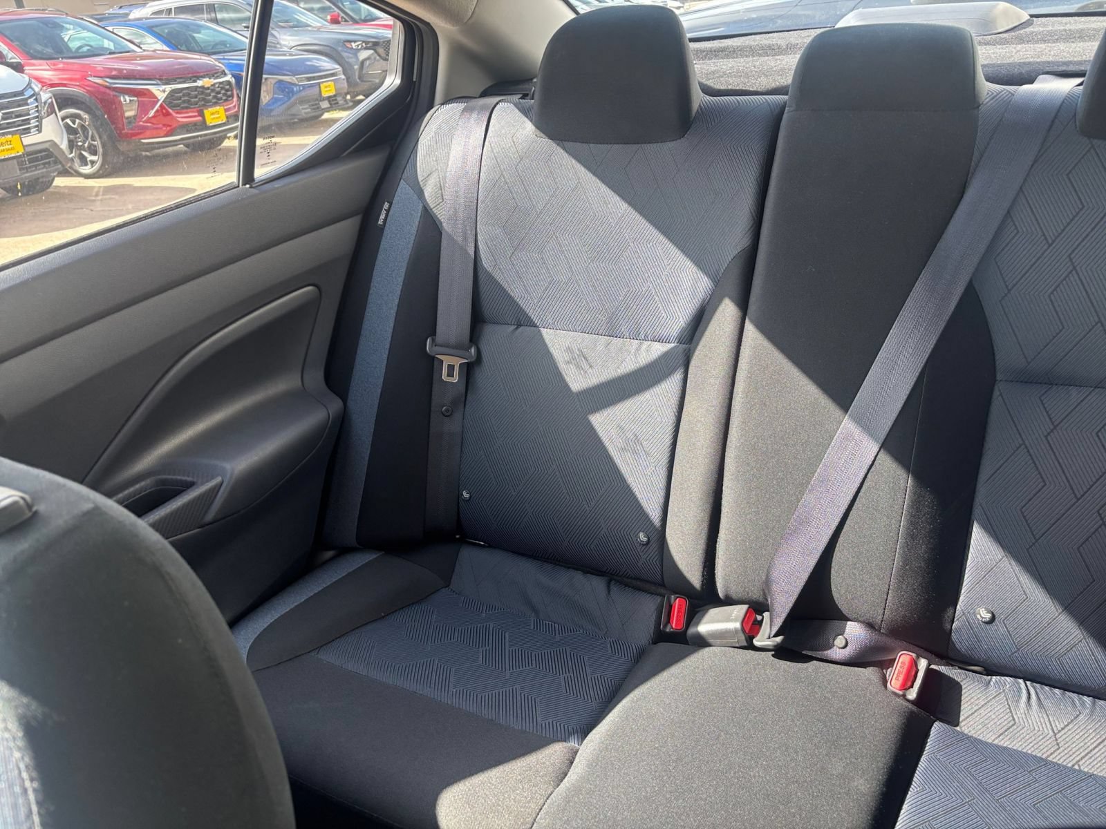Used 2025 Nissan Versa SV FWD image 37