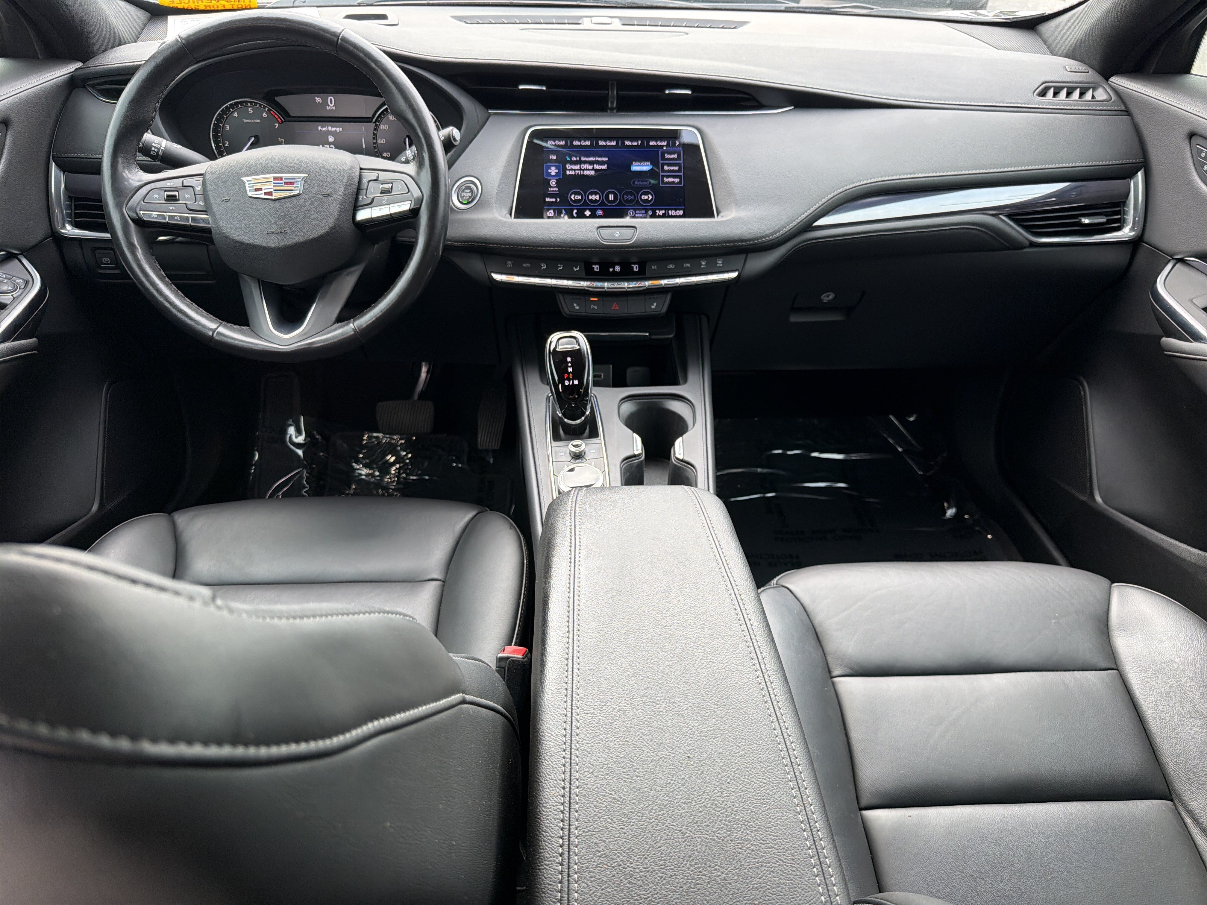Used 2023 Cadillac XT4 Luxury w/ Cold Weather Package FWD image 22