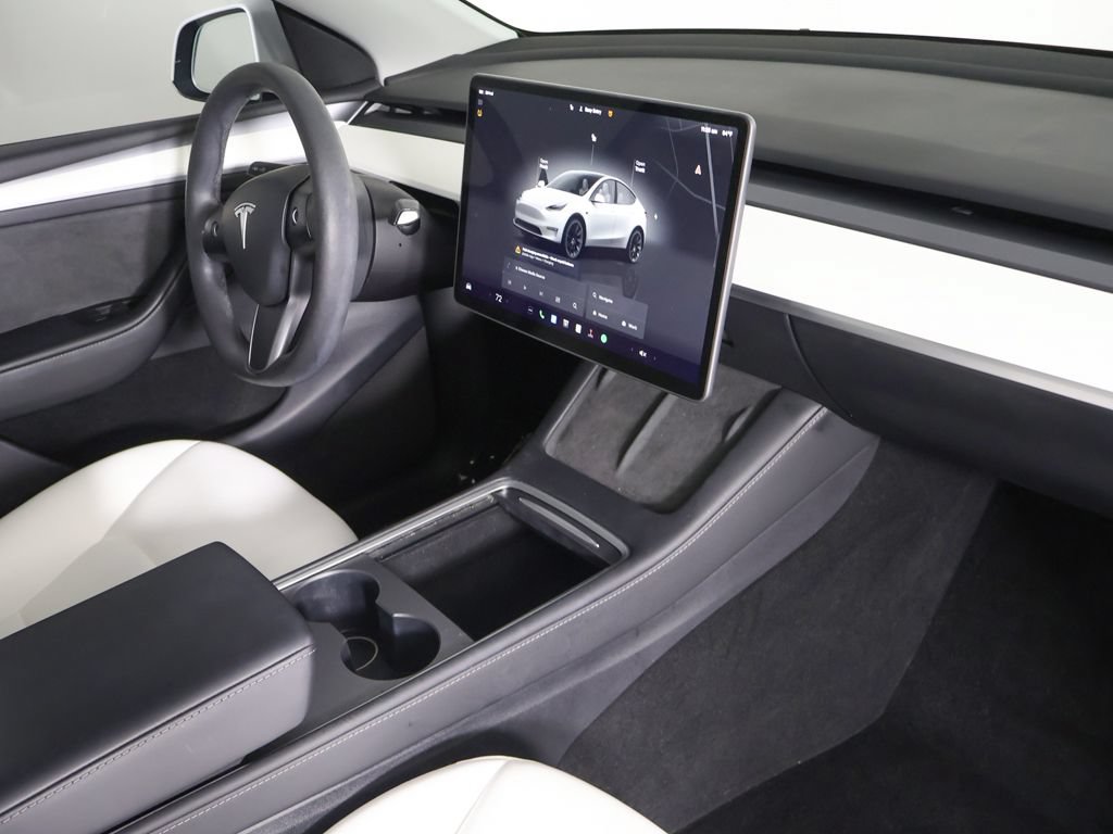 Used 2023 Tesla Model Y Long Range AWD/4WD image 30
