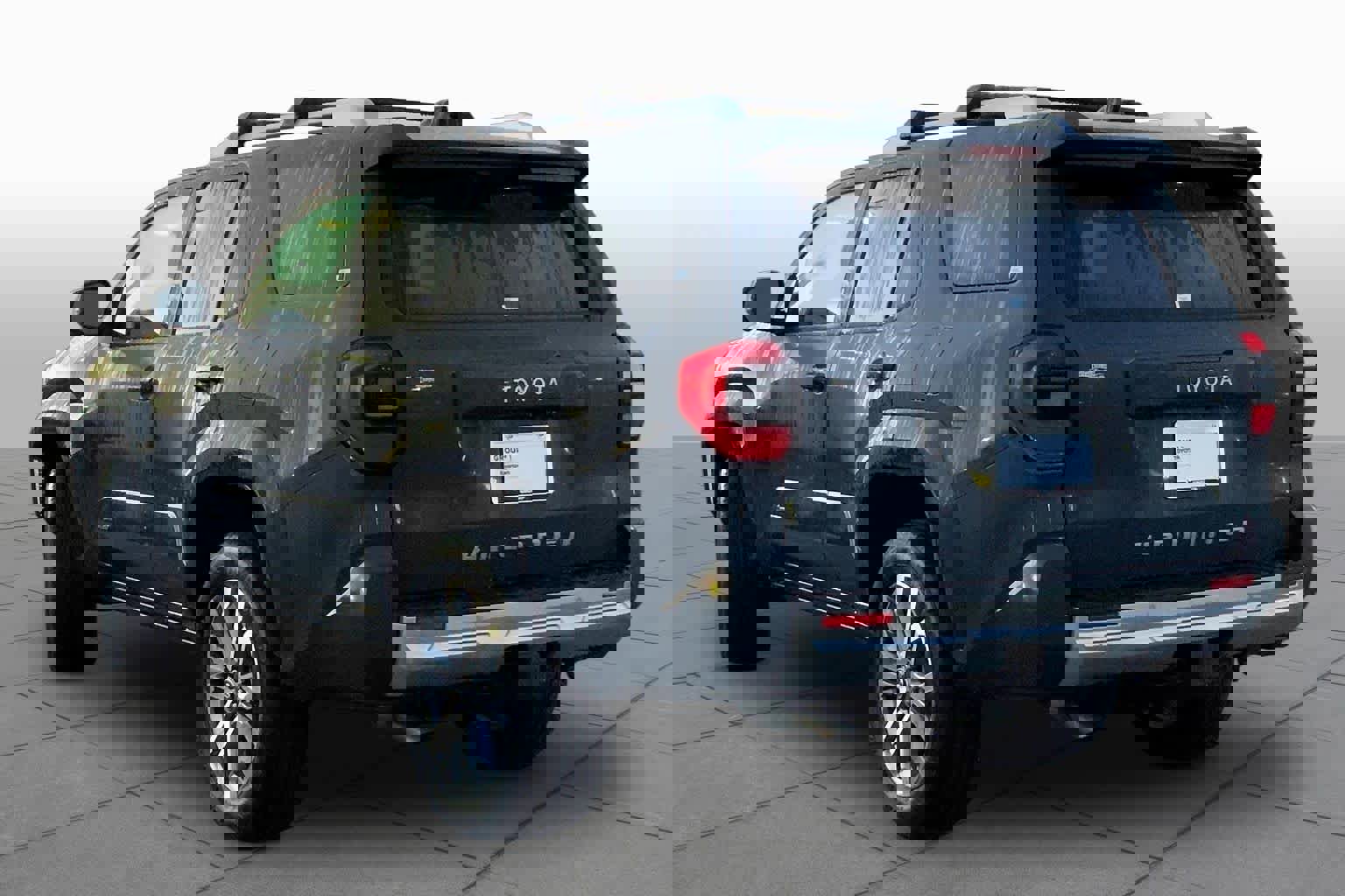 Used 2025 Toyota 4Runner Limited image 12