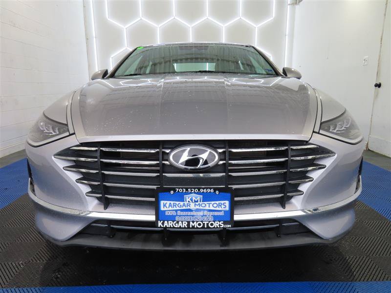 Used 2023 Hyundai Sonata SE w/ Preferred Accessory Package FWD image 3