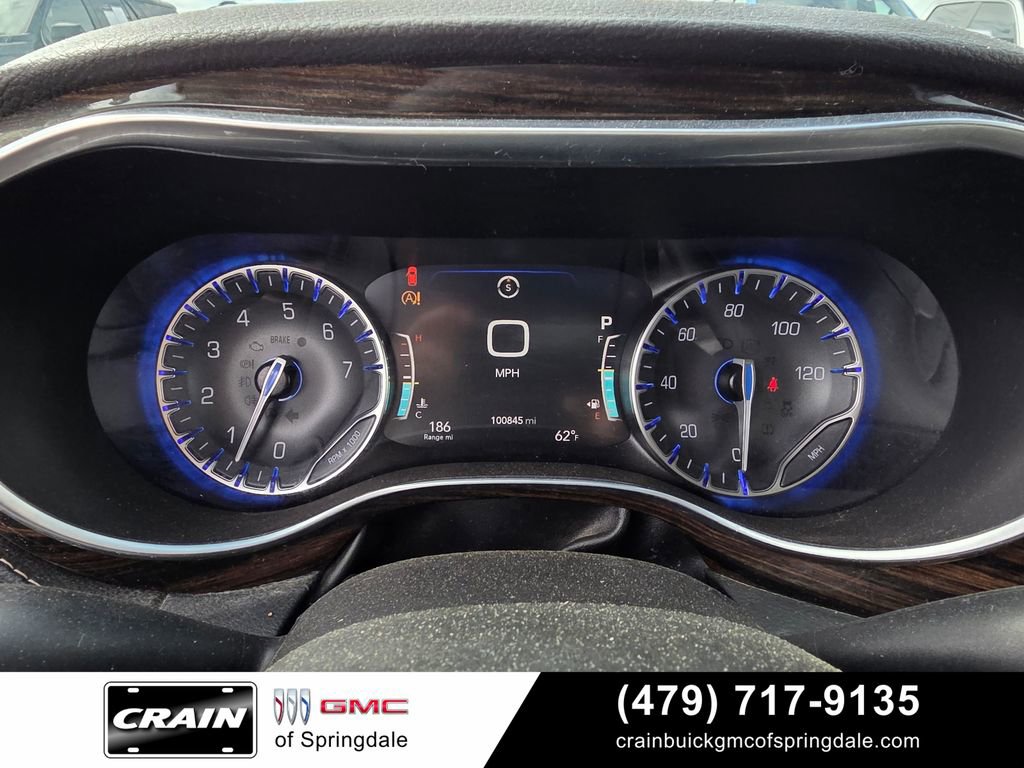 Used 2022 Chrysler Pacifica Limited FWD image 15