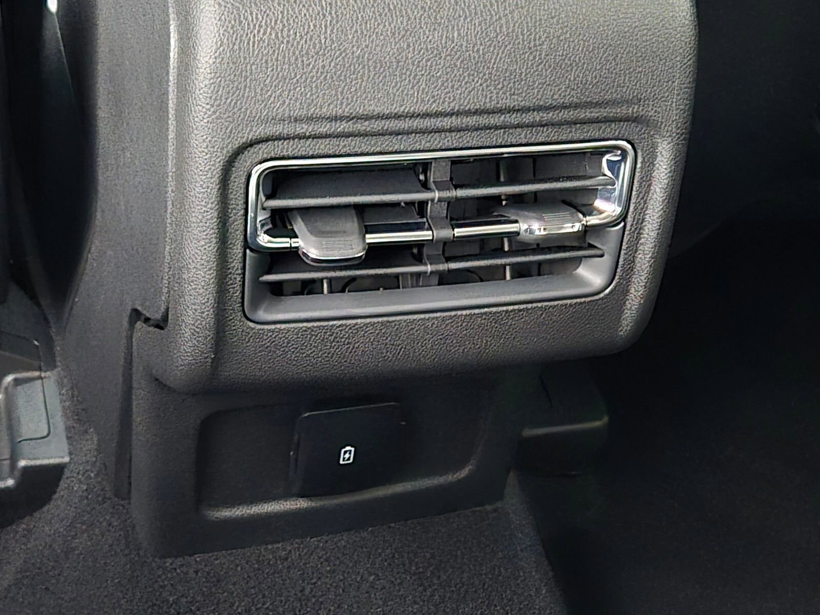 Certified 2025 Lincoln Corsair FWD image 14