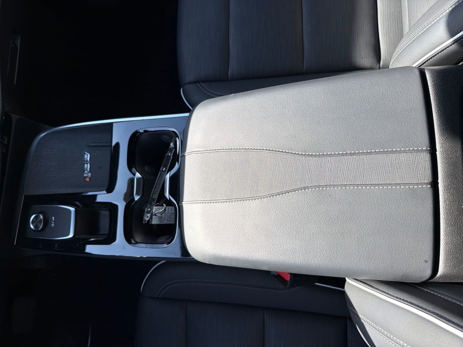 Used 2025 Buick Enclave Sport Touring image 26