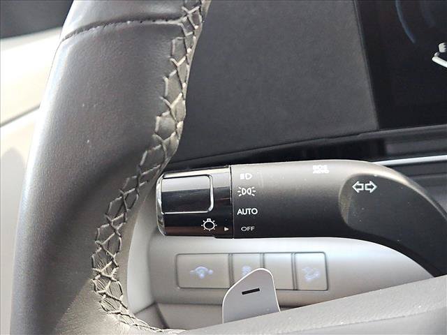 Used 2026 Hyundai Kona SEL Premium FWD image 27