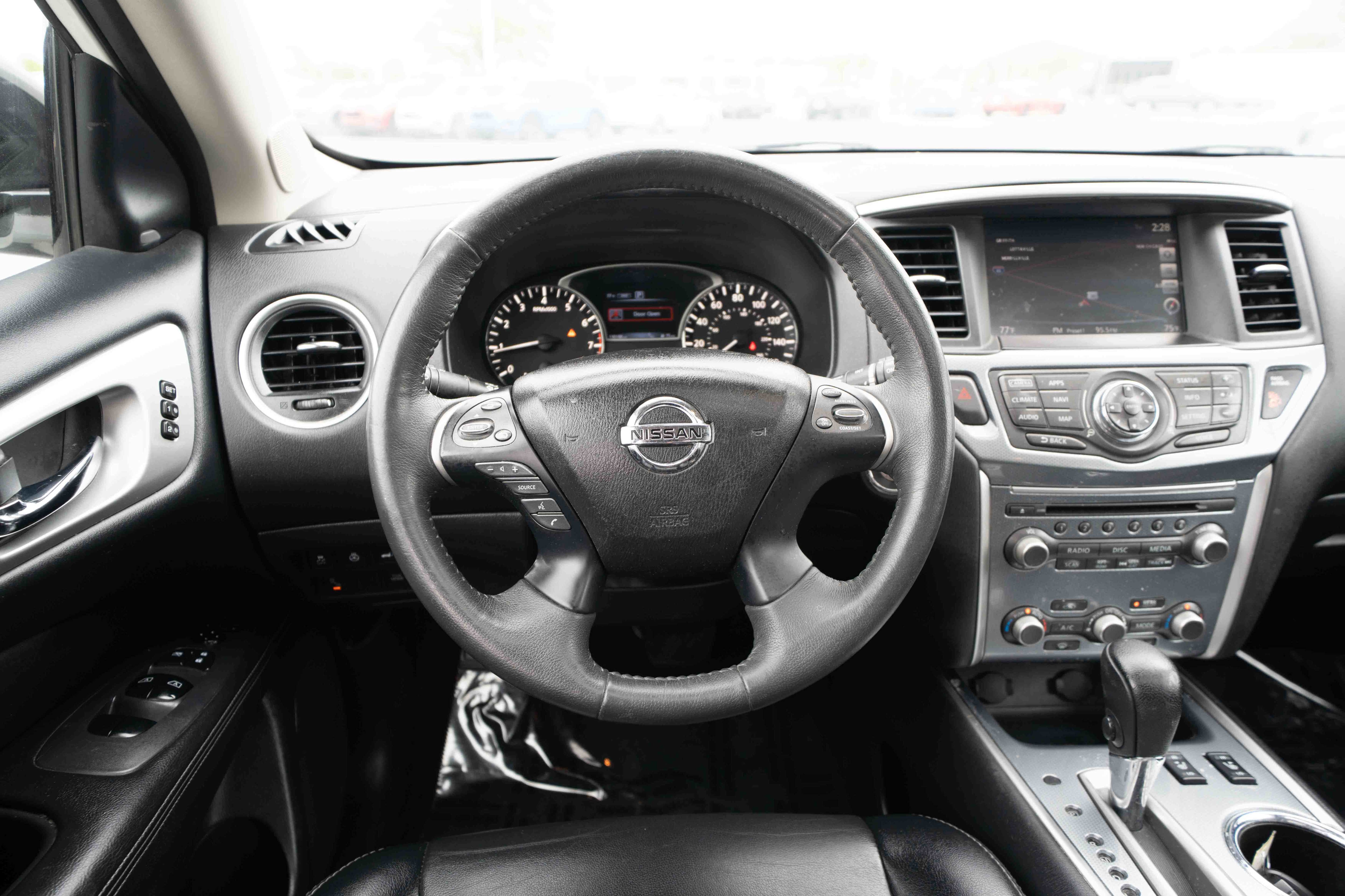 Used 2017 Nissan Pathfinder SL w/ SL Premium Package AWD/4WD image 21