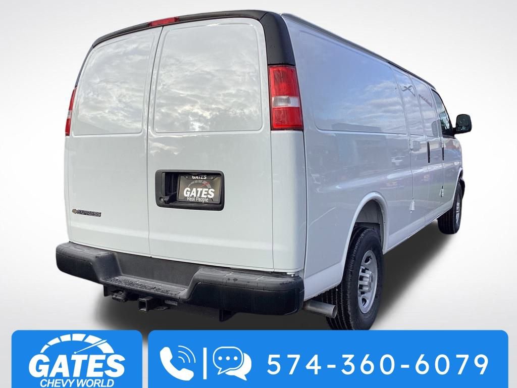 New 2025 Chevrolet Express 3500 Work Van w/ Driver Convenience Package image 4
