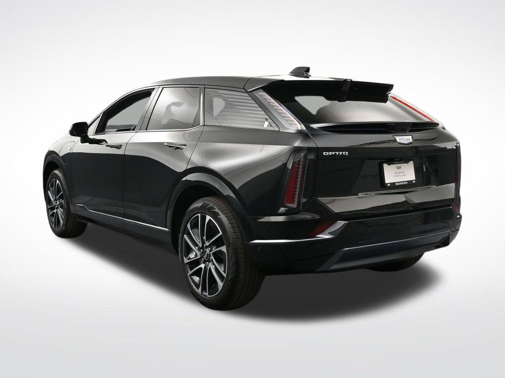 Used 2026 Cadillac Optiq Sport 1 AWD/4WD image 3