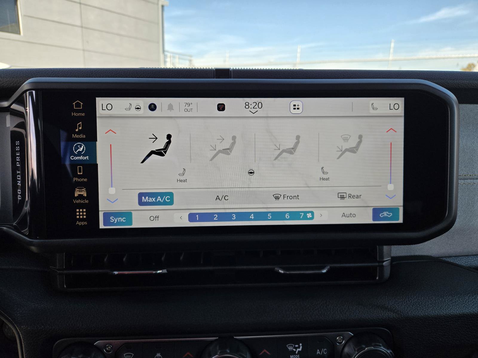 New 2026 Jeep Gladiator Sport AWD/4WD image 10
