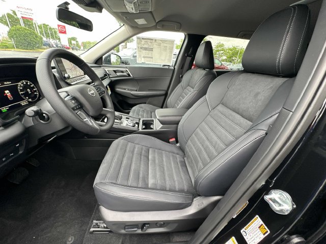 New 2026 Nissan Rogue SL AWD/4WD image 24