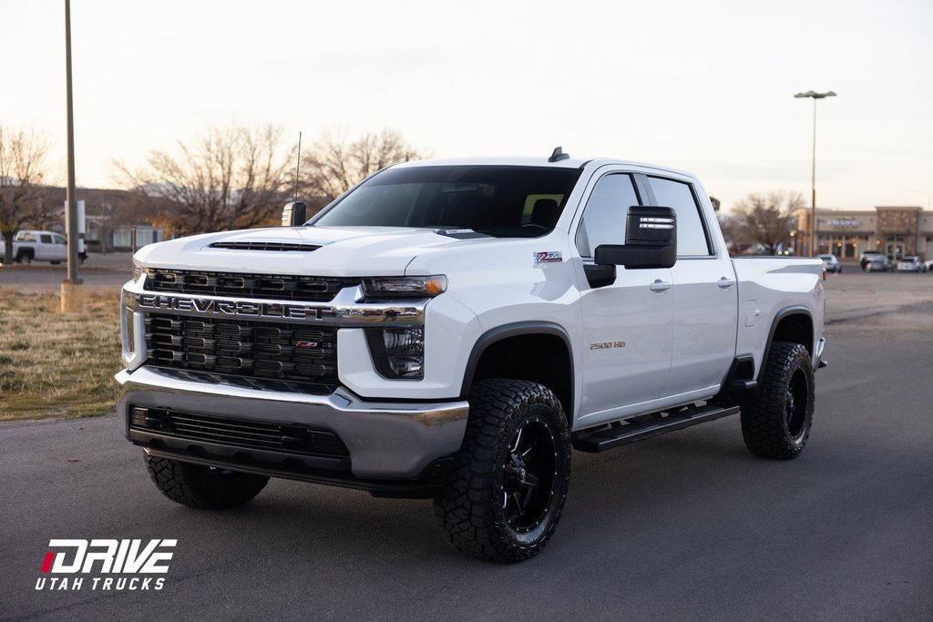 Used 2023 Chevrolet Silverado 2500 LT image 5
