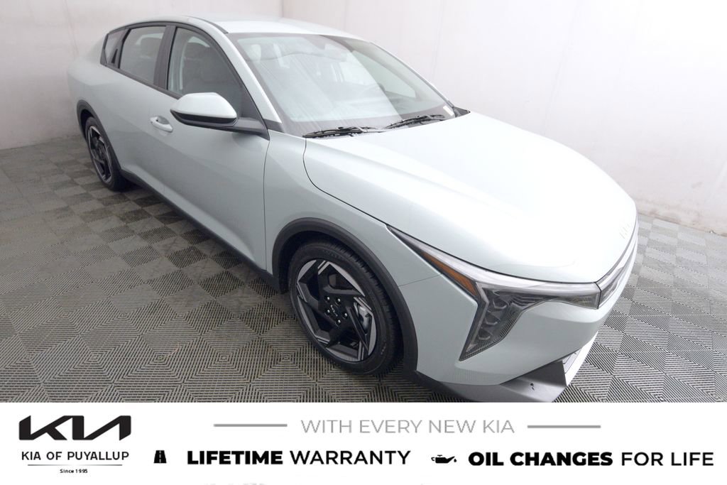 New 2025 Kia K4 EX image 3