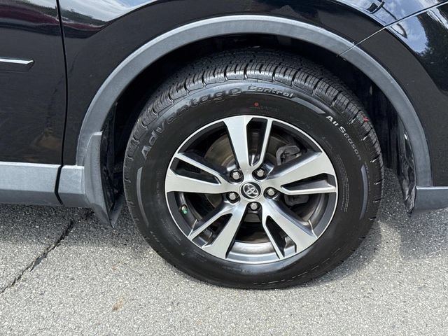 Used 2018 Toyota RAV4 XLE w/ Plus Extra Value Package AWD/4WD image 6