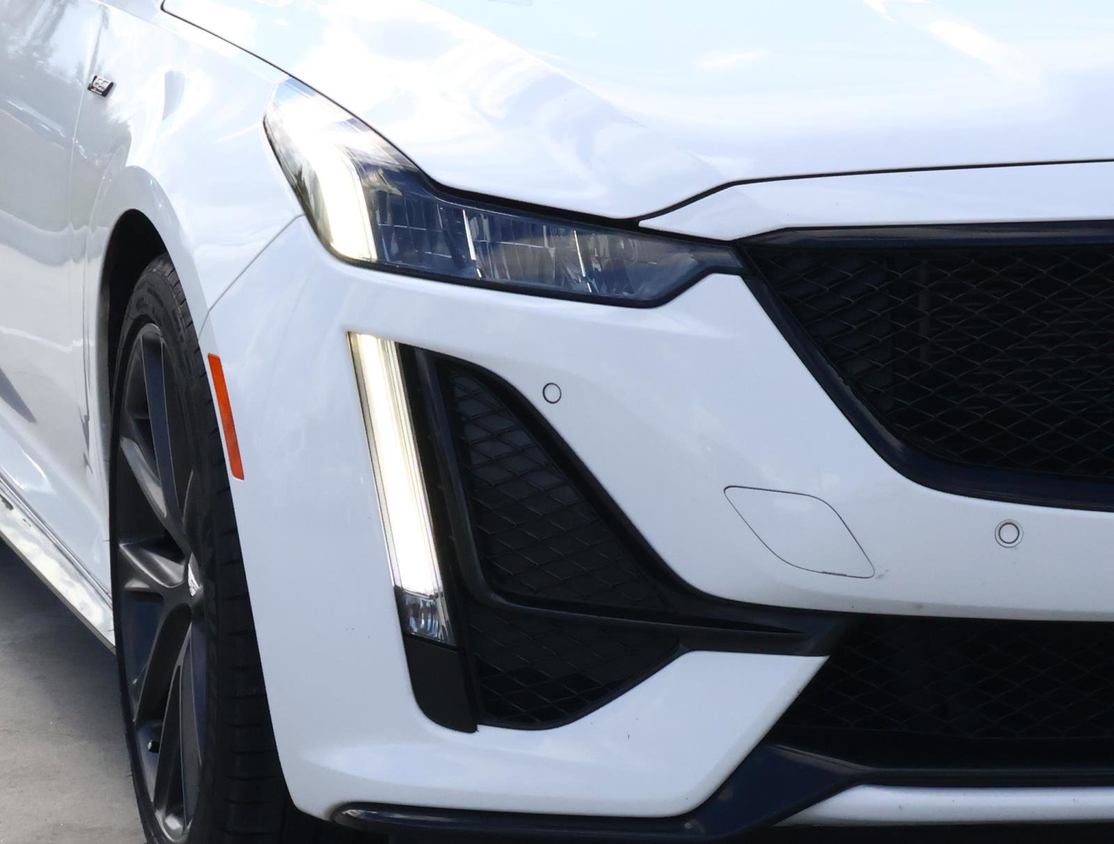 Used 2023 Cadillac CT5 V w/ Premium Package image 9