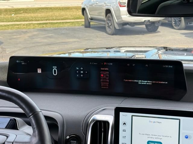 Used 2025 Ford Expedition Max Platinum image 13