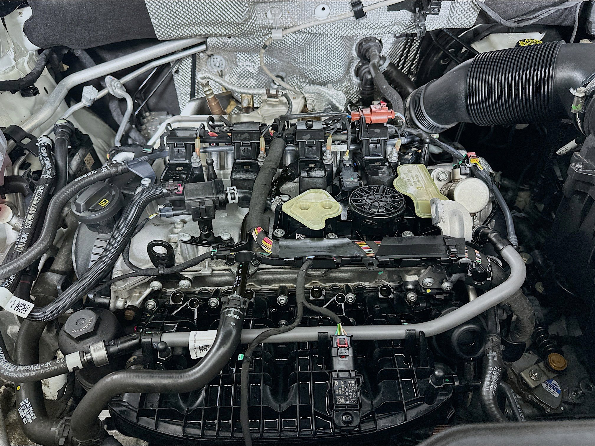 Used 2024 Volkswagen Atlas Peak Edition SE image 36