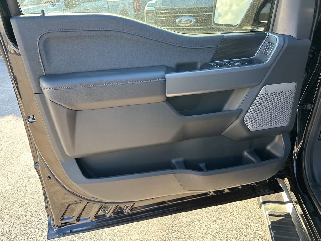 New 2025 Ford F150 Lariat w/ FX4 Off-Road Package image 10