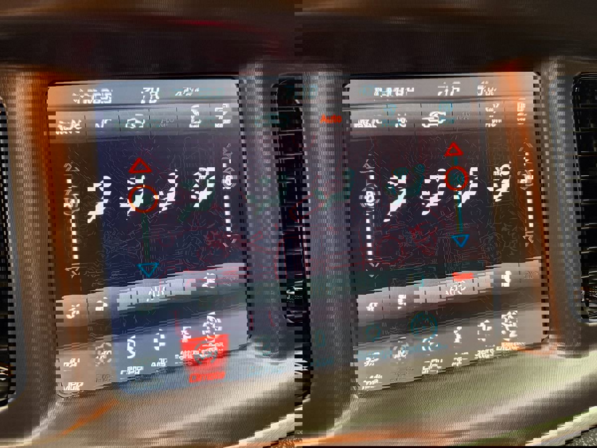 Used 2021 Dodge Charger R/T w/ Blacktop Package image 38