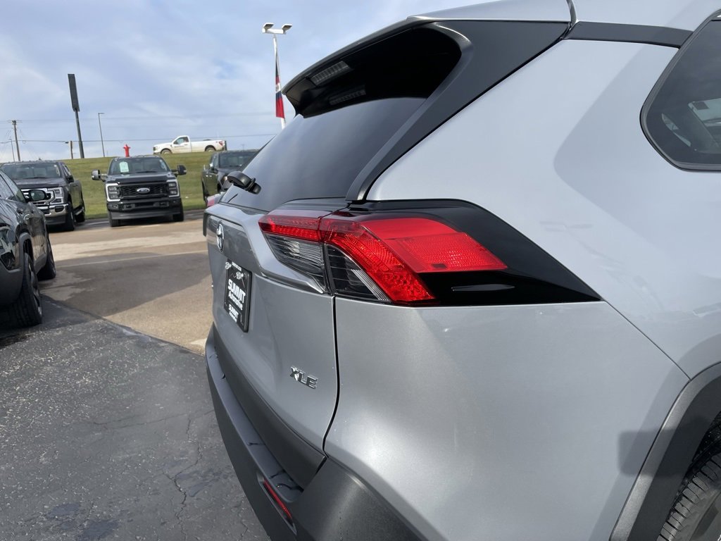 Used 2024 Toyota RAV4 XLE image 24