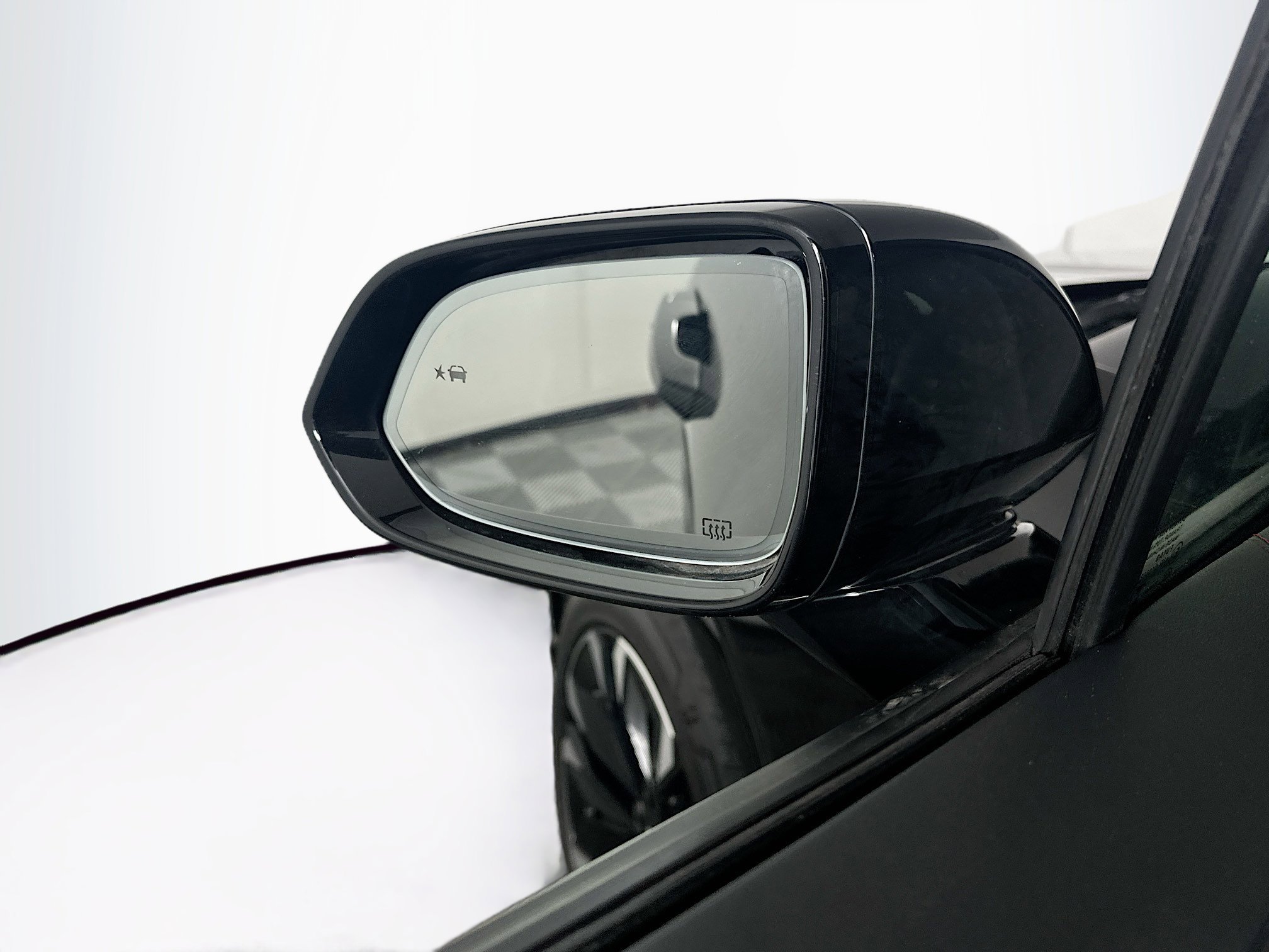 Used 2024 Chevrolet Blazer EV RS image 16