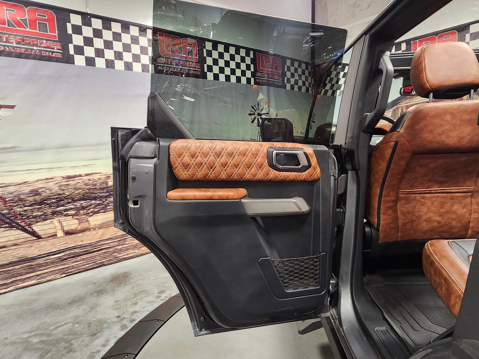 Used 2022 Ford Bronco Wildtrak image 26