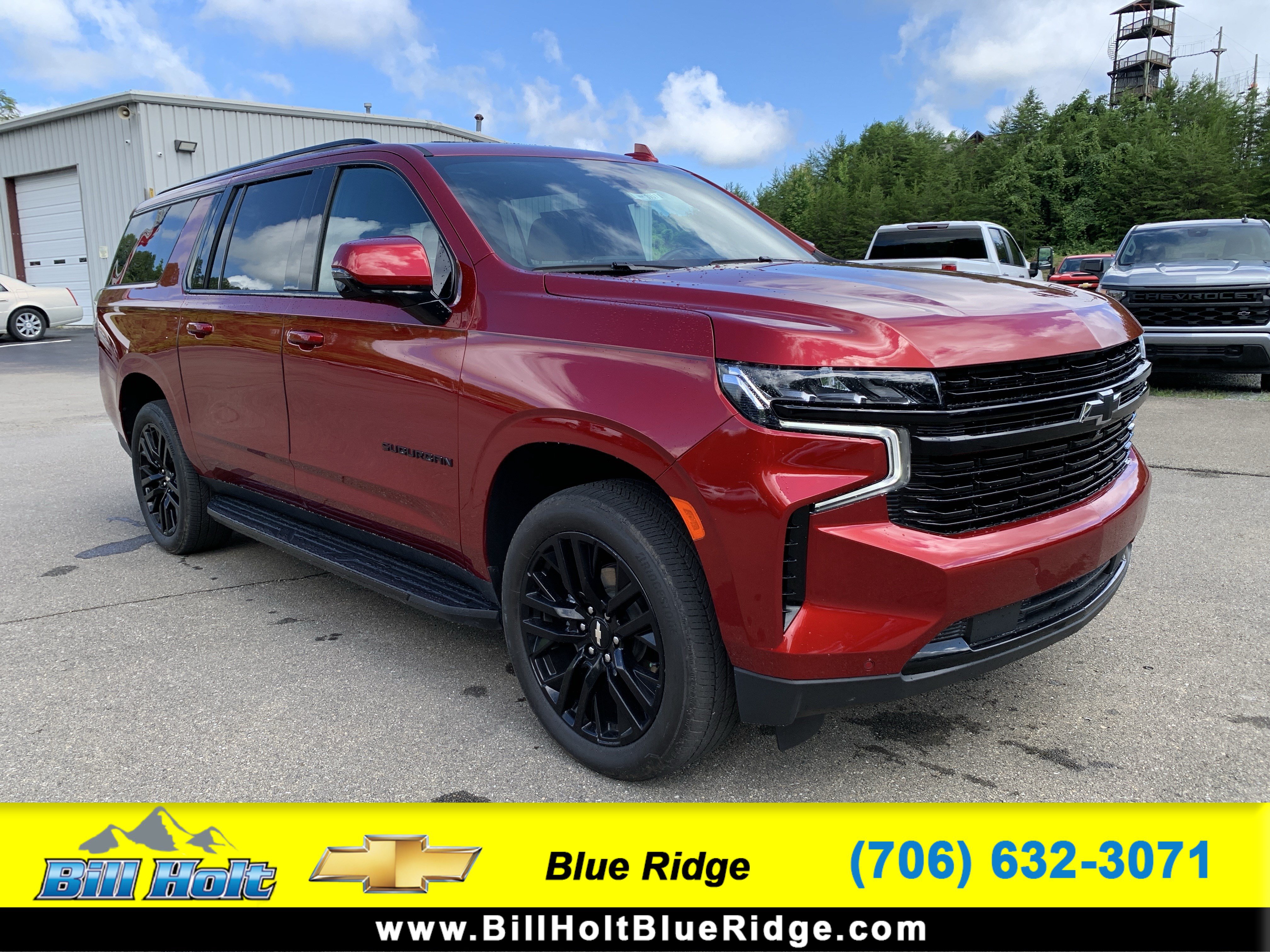 Used 2024 Chevrolet Suburban RST w/ Luxury Package RWD image 9
