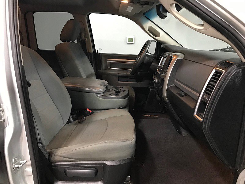 Used 2015 RAM 1500 Classic SLT image 14