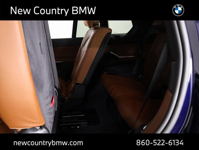 Used 2026 BMW X7 M60i AWD/4WD image 39