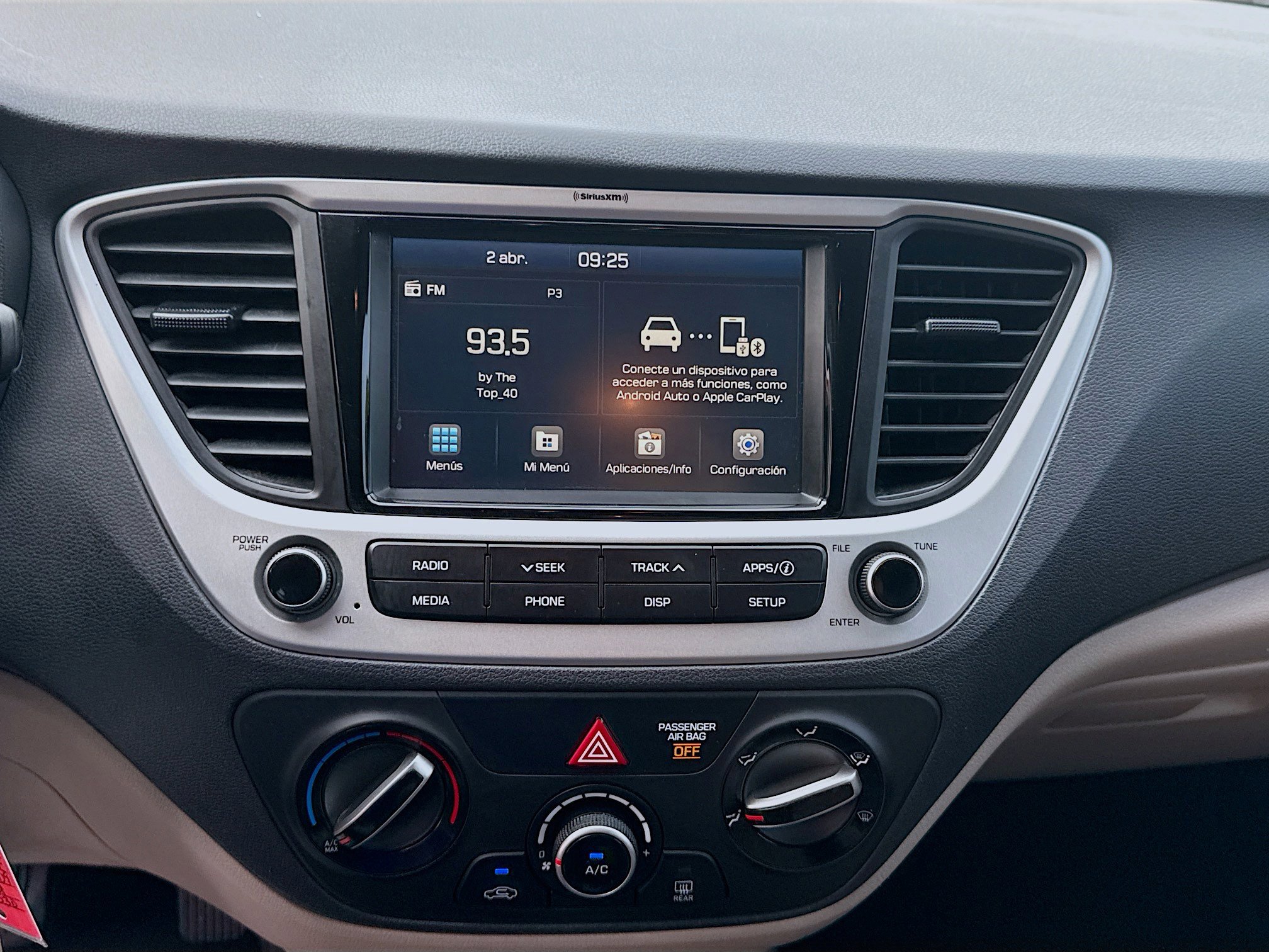 Used 2022 Hyundai Accent SEL image 7